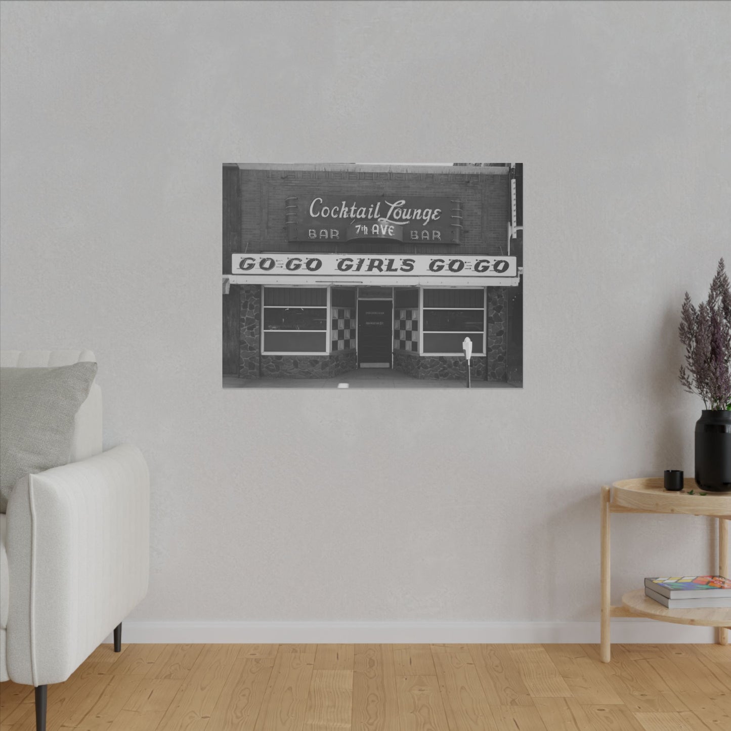 Retro Cocktail Lounge Canvas Print - Old School Male 